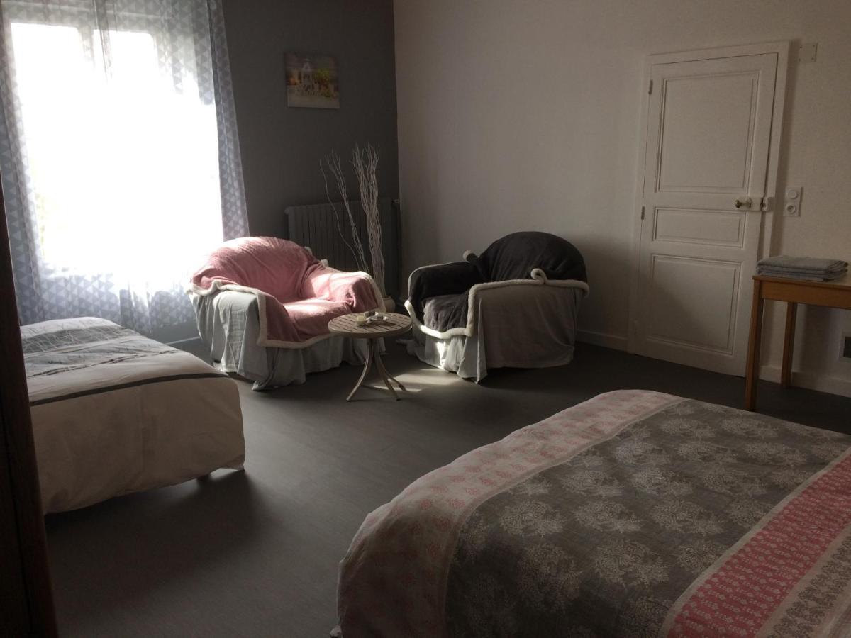 Chambres " Orchidees " Saint-Denis-de-Gastines Kültér fotó